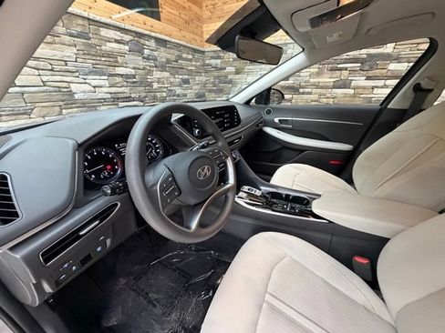 Used 2023 Hyundai Sonata SEL FWD image 12