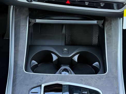 New 2026 BMW X5 xDrive50e image 20