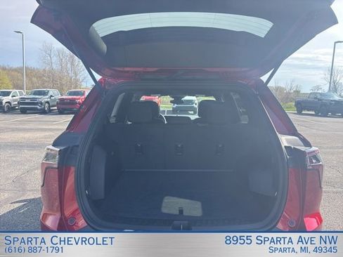 Used 2025 Chevrolet Equinox LT image 24