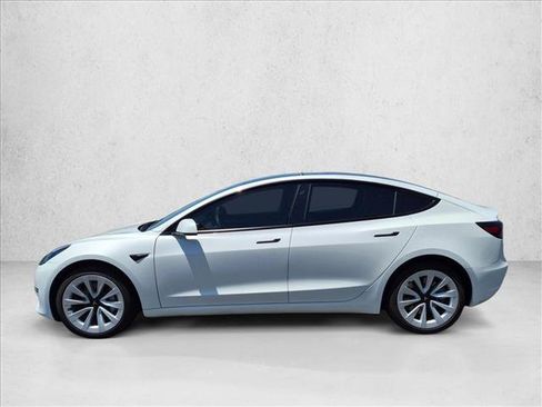 Used 2023 Tesla Model 3 Standard Range RWD image 10