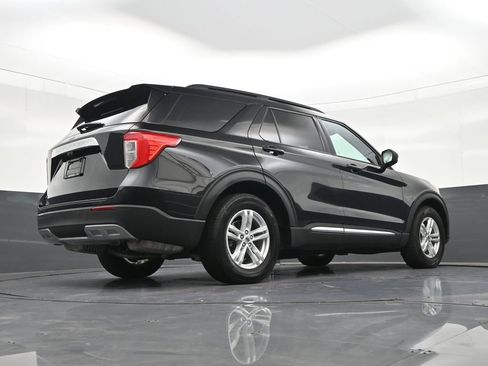 Used 2024 Ford Explorer XLT w/ Equipment Group 202A RWD image 29