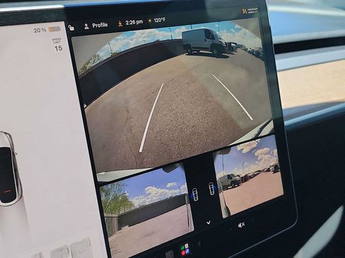 Used 2022 Tesla Model Y Performance AWD/4WD image 25