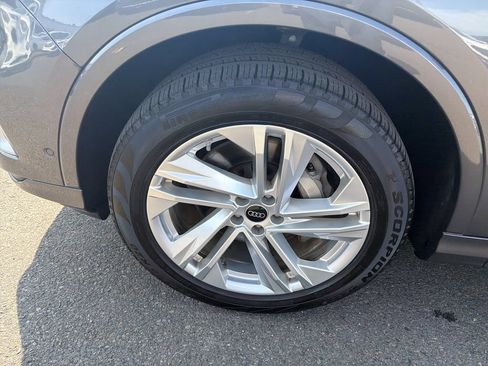 Used 2023 Audi Q7 3.0T Premium AWD/4WD image 29