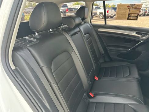 Used 2017 Volkswagen Golf Alltrack SEL AWD/4WD image 23