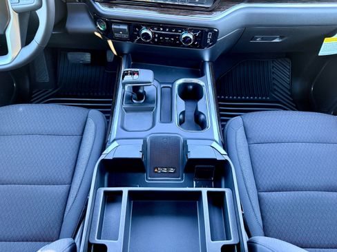 New 2026 GMC Sierra 1500 Elevation w/ Preferred Package image 19