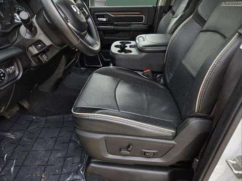 Used 2024 RAM 2500 Laramie AWD/4WD image 17