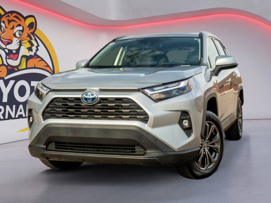 Used 2022 Toyota RAV4 XLE Premium AWD/4WD image 1