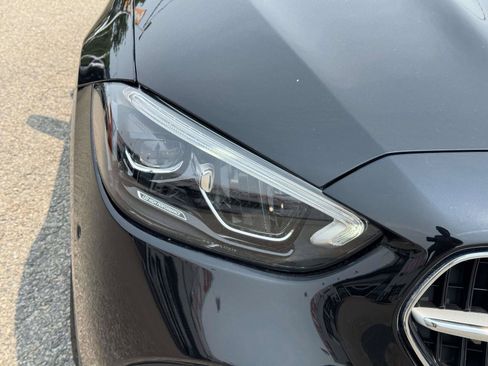 Used 2023 Mercedes-Benz C 300 4MATIC Sedan w/ Exclusive Trim Package image 9