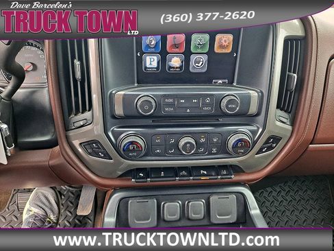 Used 2014 Chevrolet Silverado 1500 High Country w/ High Country Premium Package AWD/4WD image 20