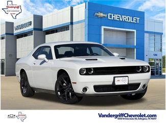 Used 2022 Dodge Challenger SXT w/ Blacktop Package video 1