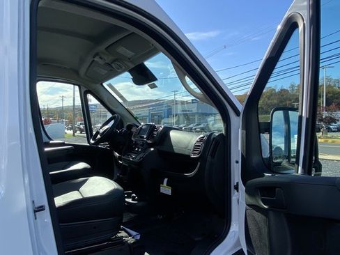 New 2026 RAM ProMaster 2500 w/ Convenience Group image 26