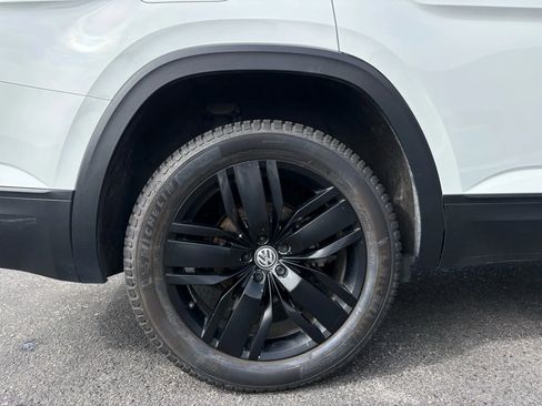 Used 2019 Volkswagen Atlas SE w/ Panoramic Sunroof Package image 28