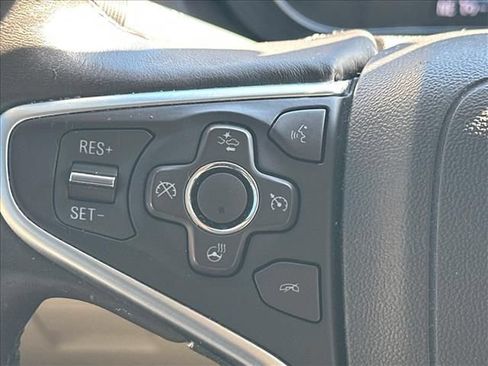 Used 2017 Buick Regal Premium w/ Driver Confidence Package #1 FWD image 25