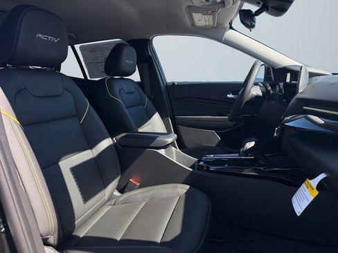 New 2026 Chevrolet Trax ACTIV w/ Driver Confidence Package image 15