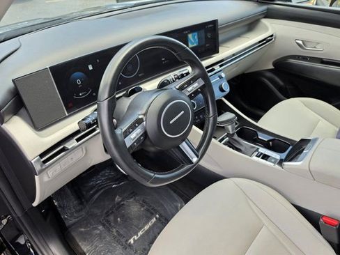 Used 2025 Hyundai Tucson SEL image 18