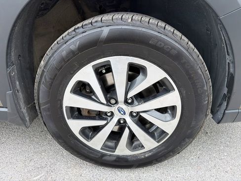 Certified 2024 Subaru Outback Premium AWD/4WD image 17