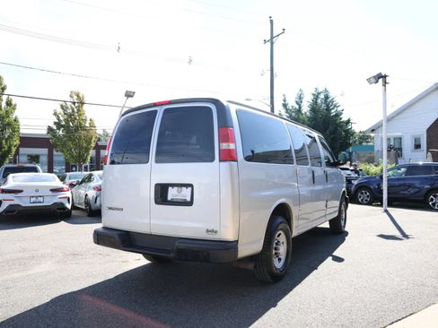Used 2019 Chevrolet Express 2500 LS w/ Safety Package RWD image 6