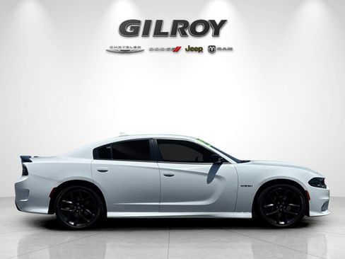 Used 2022 Dodge Charger R/T w/ Blacktop Package RWD image 3