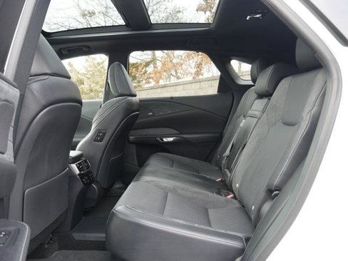 Used 2025 Lexus RX 450h RX 450h+ Luxury w/ Convenience Package image 15