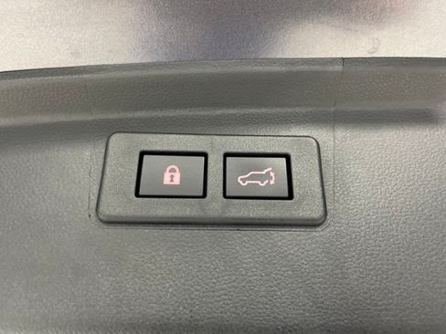 Certified 2024 Subaru Outback Limited AWD/4WD image 38