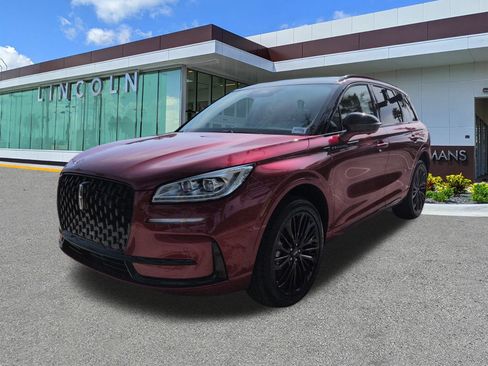 New 2026 Lincoln Corsair Reserve w/ Jet Appearance Package FWD image 8