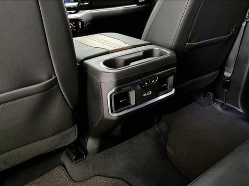Used 2025 Chevrolet Silverado 1500 High Country w/ Technology Package RWD image 25