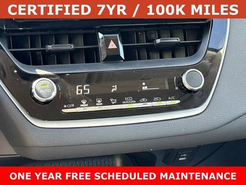 Used 2025 Toyota Corolla LE FWD image 21