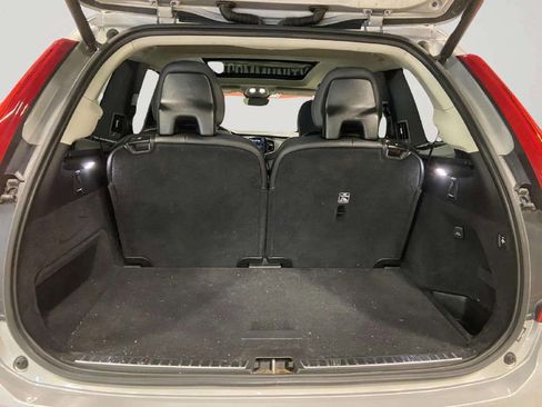 Used 2023 Volvo XC90 B6 Ultimate image 24