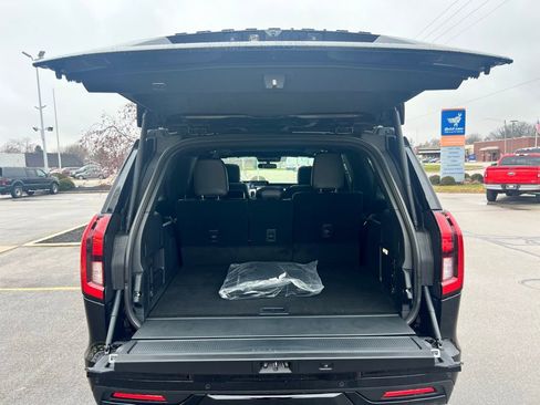 New 2025 Ford Expedition Max Platinum w/ Stealth Performance Package image 29