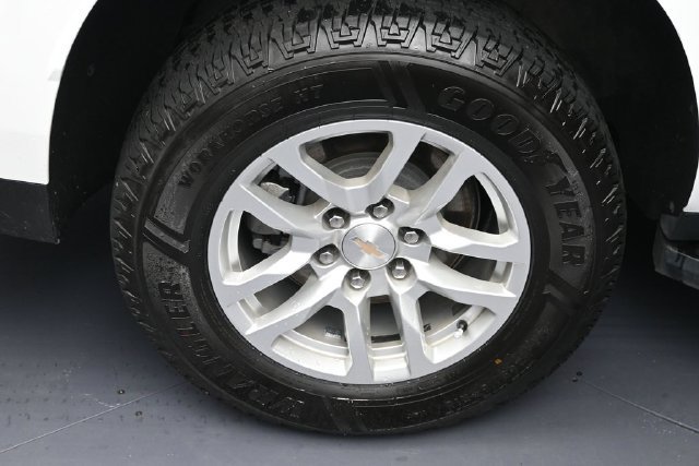 Used 2024 Chevrolet Tahoe LT AWD/4WD image 5
