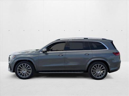 New 2025 Mercedes-Benz GLS 580 4MATIC image 5