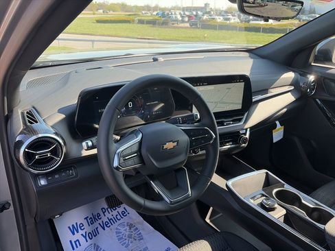 New 2026 Chevrolet Equinox LT w/ Safety and Technology Package AWD/4WD image 47