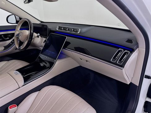 Used 2023 Mercedes-Benz S 500 S 500 image 28