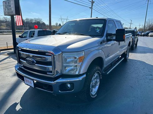Used 2016 Ford F250 XLT w/ XLT Value Package AWD/4WD image 8