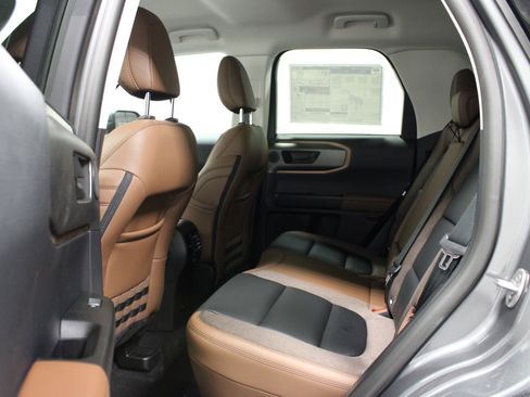 New 2025 Ford Bronco Sport Outer Banks w/ Outer Banks Tech Package+ image 13