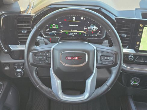 Used 2023 GMC Sierra 1500 SLT w/ SLT Premium Package AWD/4WD image 7