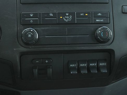 Used 2016 Ford F350 XL w/ Power Equipment Group AWD/4WD image 16