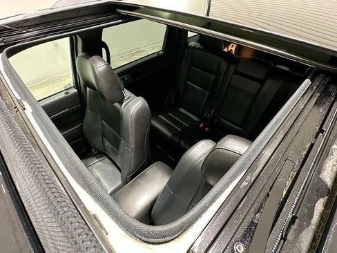 Used 2021 Jeep Grand Cherokee Limited w/ Luxury Group II image 21