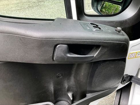 Used 2024 RAM ProMaster 2500 w/ Convenience Group FWD image 25