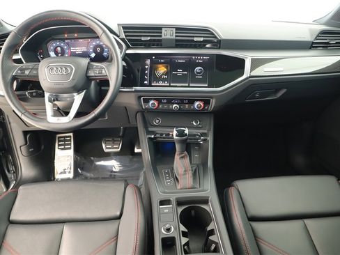 Certified 2025 Audi Q3 2.0T Premium Plus w/ Premium Plus Package image 18