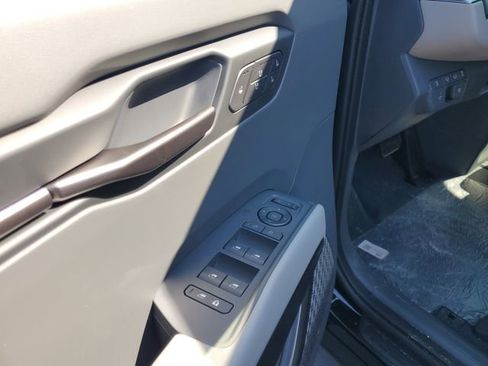 New 2026 Kia EV9 Wind image 6