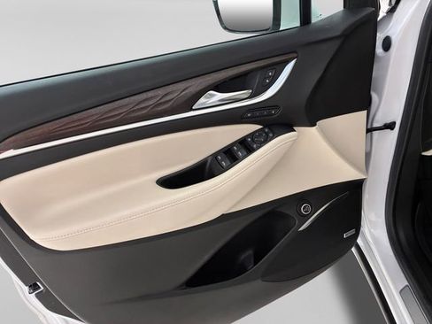 Used 2022 Buick Enclave Avenir w/ Trailering Package, 5000 lbs. image 13