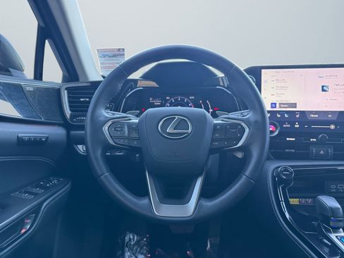 Used 2022 Lexus NX 350 AWD image 11