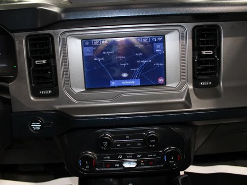 Used 2022 Ford Bronco Outer Banks AWD/4WD image 23