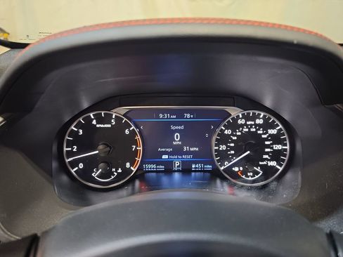 Used 2025 Nissan Altima 2.5 SR AWD/4WD image 10
