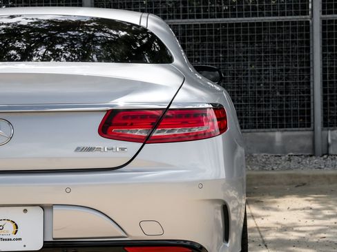 Used 2016 Mercedes-Benz S 63 AMG 4MATIC Coupe w/ Driver Assistance Package image 39