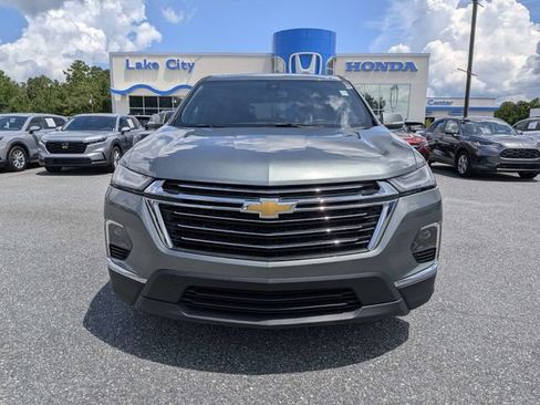 Used 2023 Chevrolet Traverse LT w/ LPO, Floor Liner Package FWD image 7