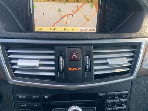 Used 2011 Mercedes-Benz E 350 Sedan image 16