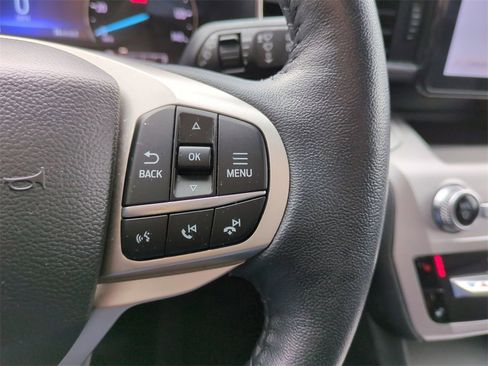 Certified 2022 Ford Explorer XLT w/ Equipment Group 202A image 25