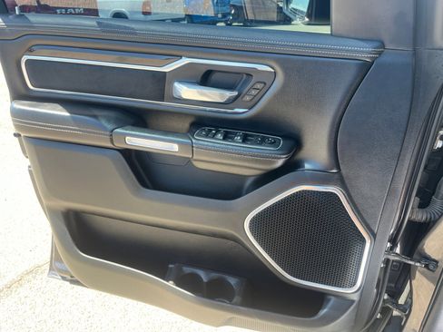 Used 2021 RAM 1500 Laramie w/ Sport Appearance Package AWD/4WD image 13